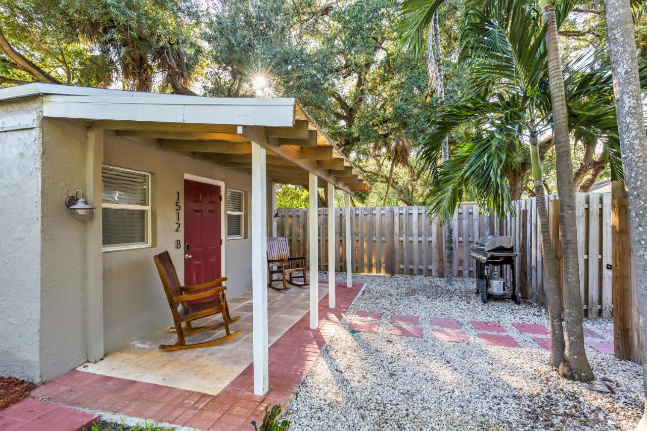 The Cottage In The Oaks - By Avi Fort Lauderdale Exterior photo